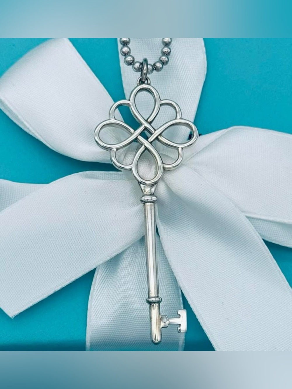 Tiffany & Co. LARGE Celtic Knot Key Charm 20” Necklace with PACKAGING